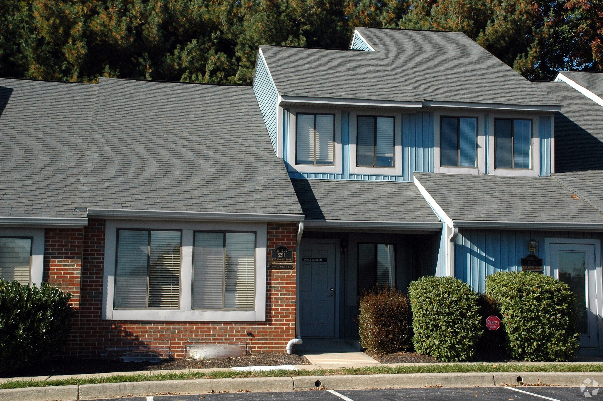 5201-5215 W Woodmill Dr, Wilmington, DE for sale Primary Photo- Image 1 of 1