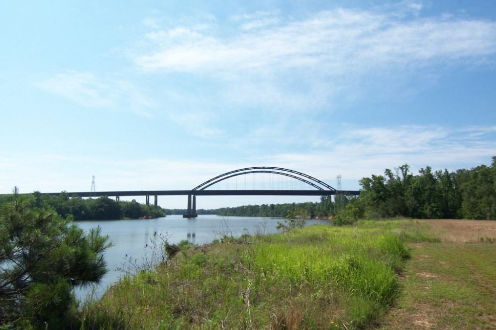 I65 & Dead Lake Marina Rd, Creola, AL 36525