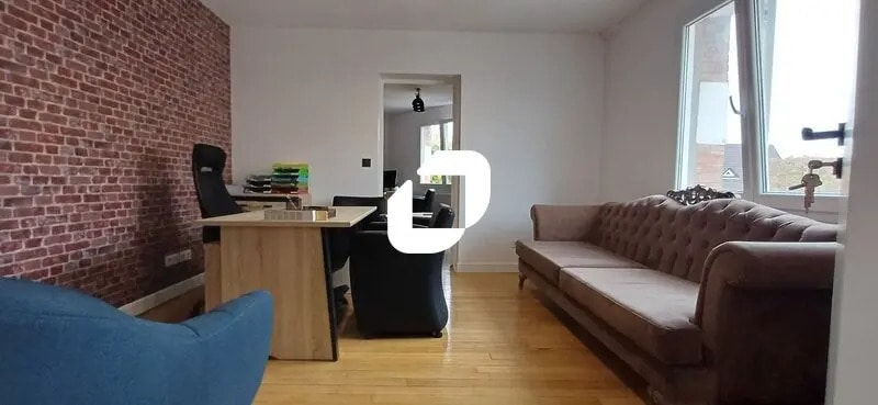 Flex in Aubergenville for lease - Interior Photo - Image 2 of 8