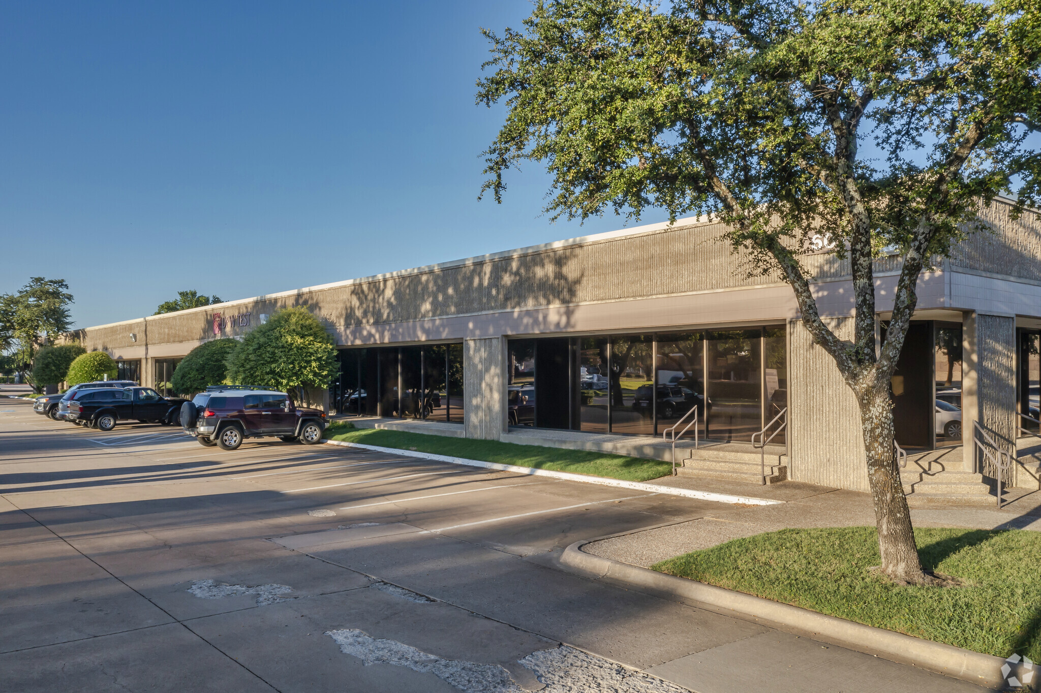 640 International Pkwy, Richardson, TX for lease Building Photo- Image 1 of 25