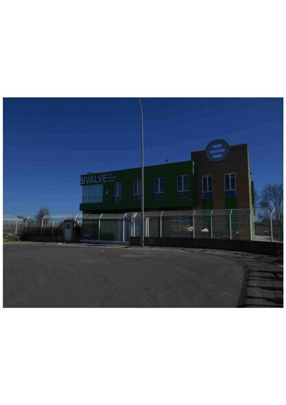 Industrial in El Puig de Santa Maria for sale - Building Photo - Image 1 of 6