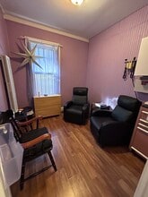 135 Maple St, Avondale Estates, GA for lease Interior Photo- Image 2 of 7