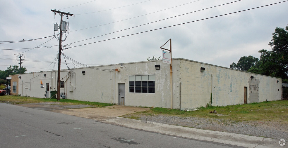 1576 Aspin St, Norfolk, VA for lease - Building Photo - Image 1 of 2