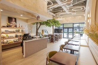 7901 NW 36th St, Doral, FL for lease Interior Photo- Image 2 of 7