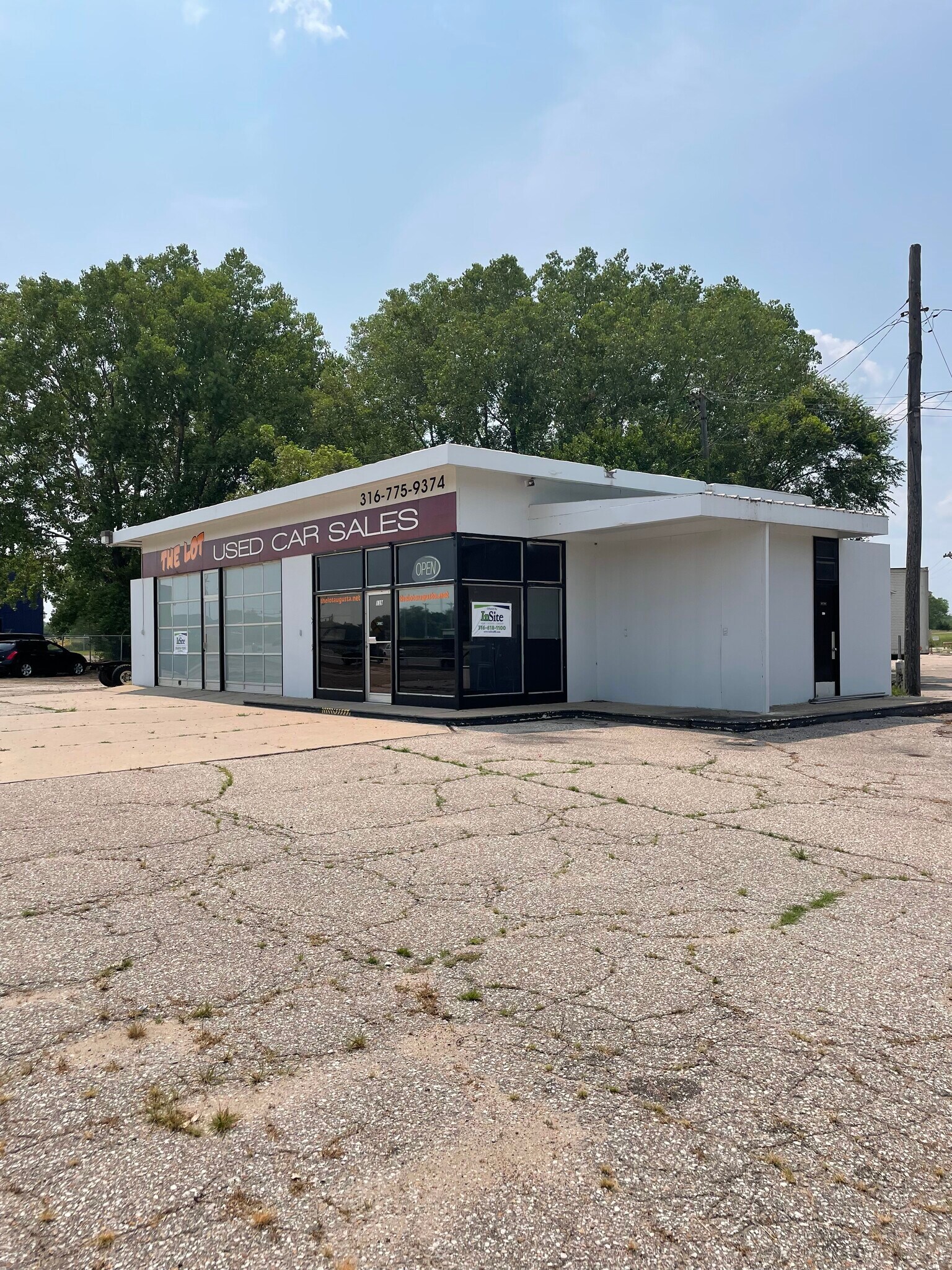 139 N Walnut St, Augusta, KS for sale Building Photo- Image 1 of 1