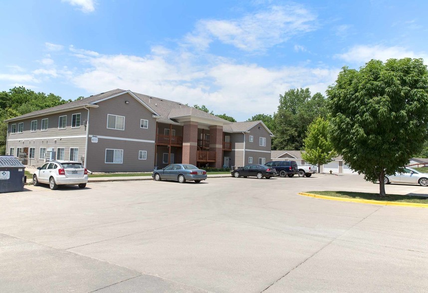 660 N Pleasant Hill Blvd, Pleasant Hill, IA, 50327 - Apartment Property ...