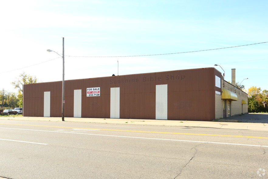 1600 S Saginaw St, Flint, MI for sale - Primary Photo - Image 1 of 1