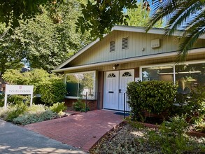 2601 Capitol Ave, Sacramento, CA for lease Building Photo- Image 2 of 13