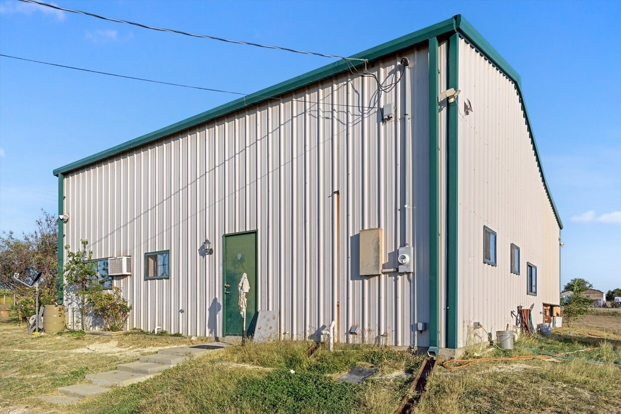 260 FM 3118, Clifton, TX for sale Primary Photo- Image 1 of 11