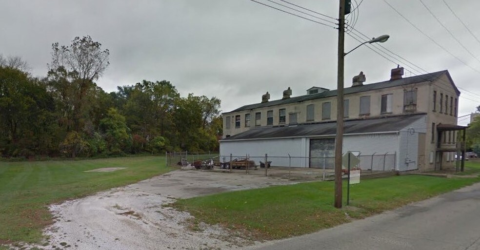 132 Helen Ave, Otsego, MI for sale - Primary Photo - Image 1 of 1