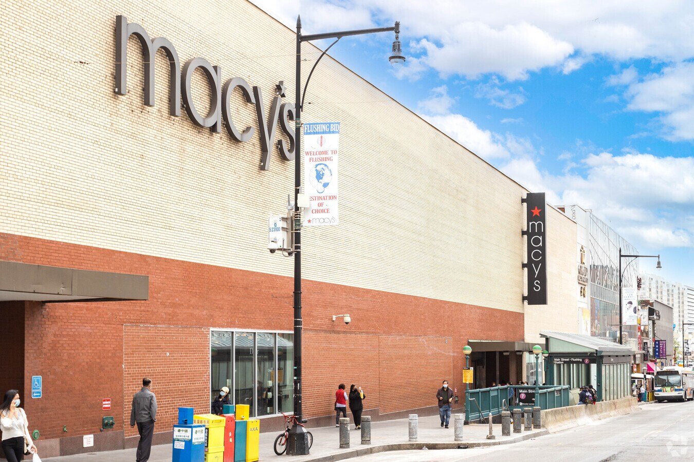 13620 Roosevelt Ave, Flushing, NY 11354