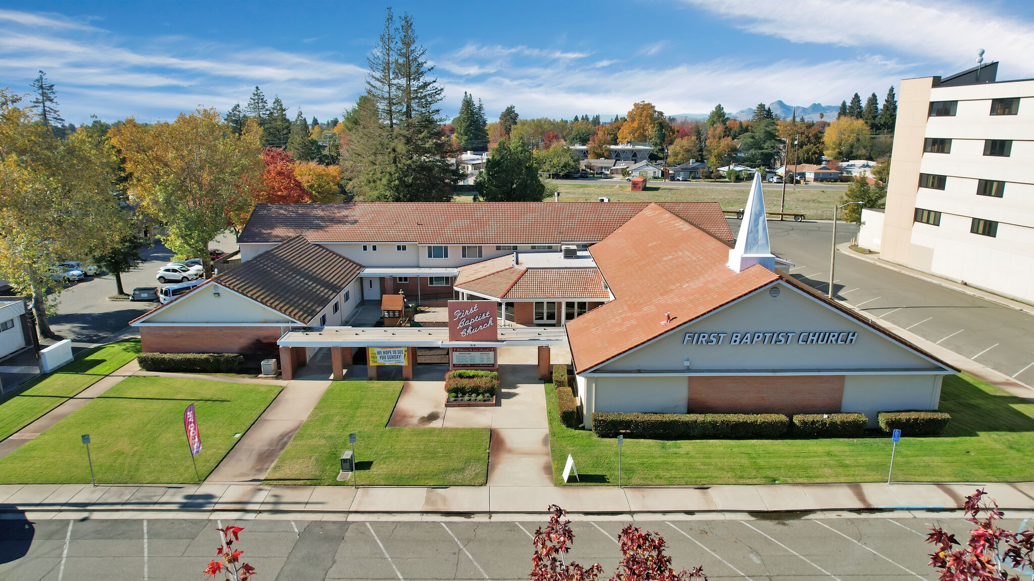 916 Plumas St, Yuba City, CA 95991 FIRST BAPTIST CHURCH