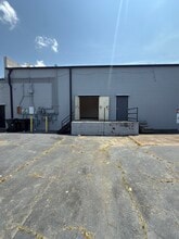 602-622 Rauhut St, Burlington, NC for lease Building Photo- Image 2 of 6