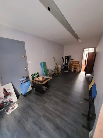 Retail in Amélie-les-Bains-Palalda for lease - Interior Photo - Image 3 of 5