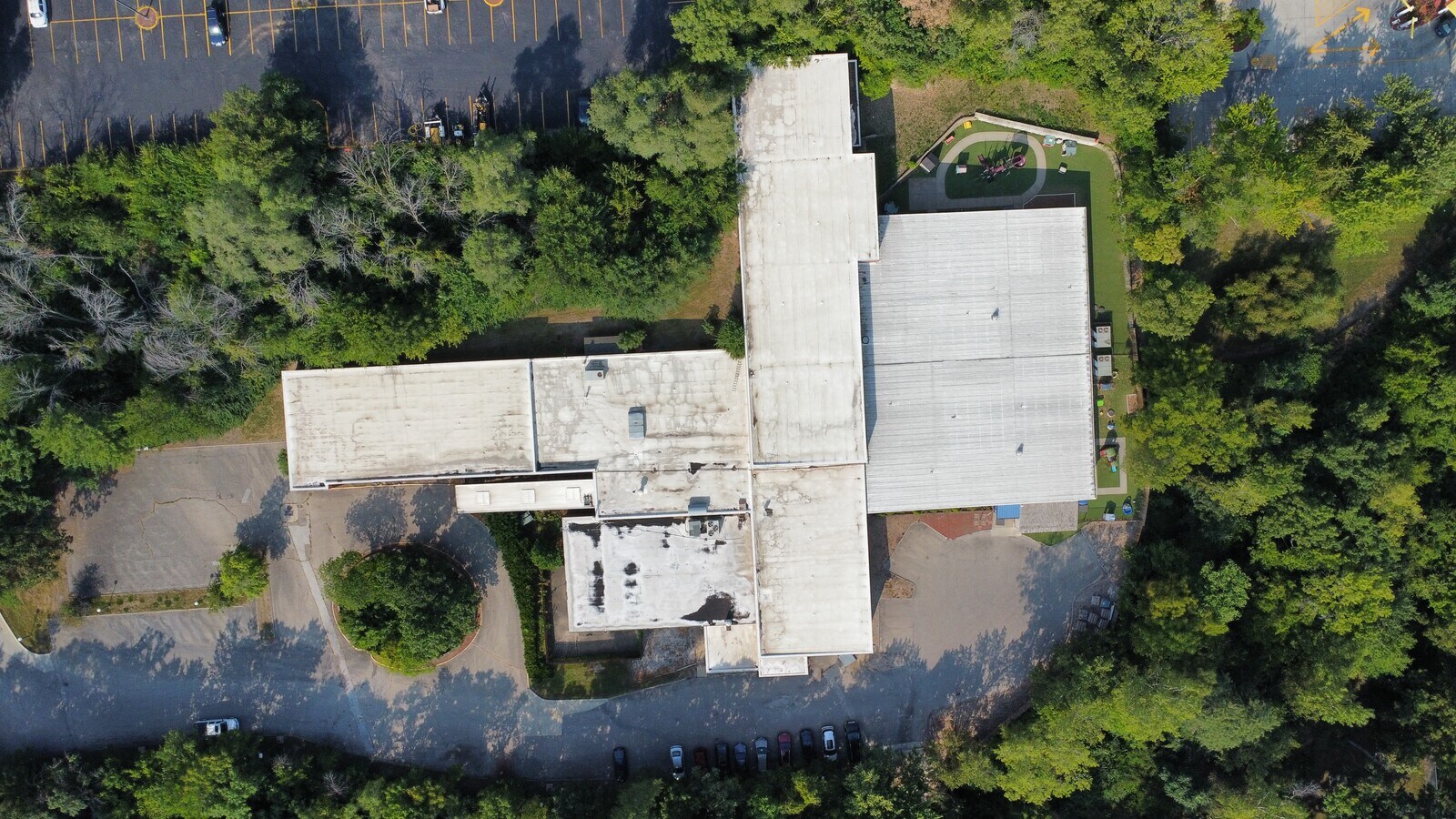 4731 Merle Hay Rd, Des Moines, IA 50322 Retail for Sale