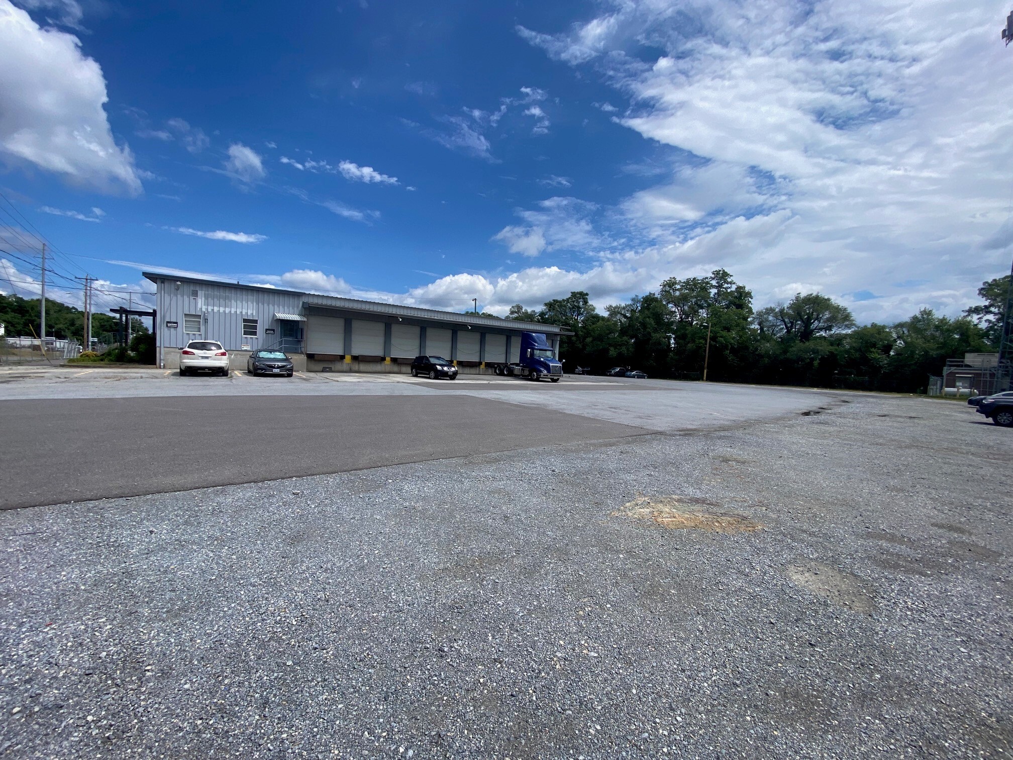 1919 Plantation Rd, Roanoke, VA for lease Building Photo- Image 1 of 14