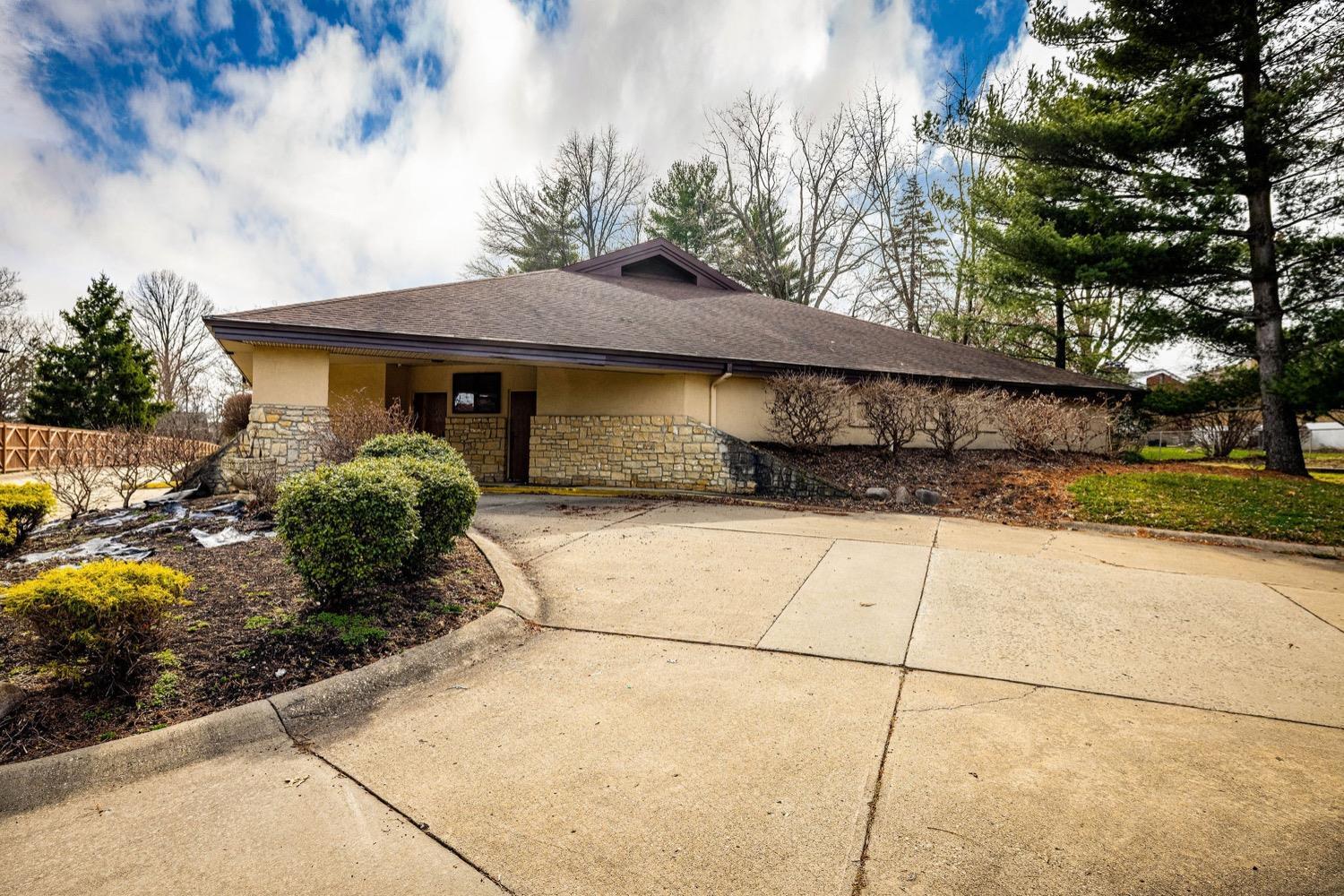 5629 Bridgetown Rd, Cincinnati, OH for sale Building Photo- Image 1 of 1