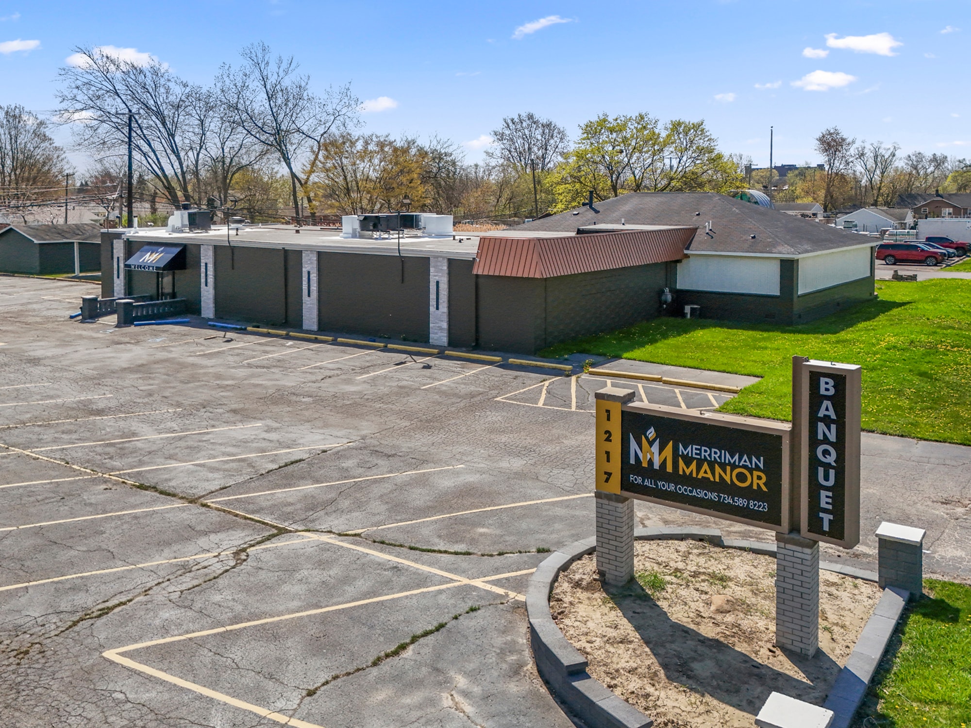 1217 S Merriman Rd, Westland, MI for sale Building Photo- Image 1 of 63