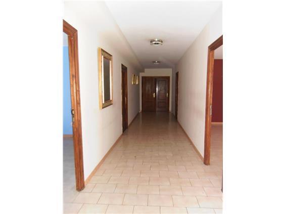 Office in Ponferrada, León for lease - Building Photo - Image 1 of 7