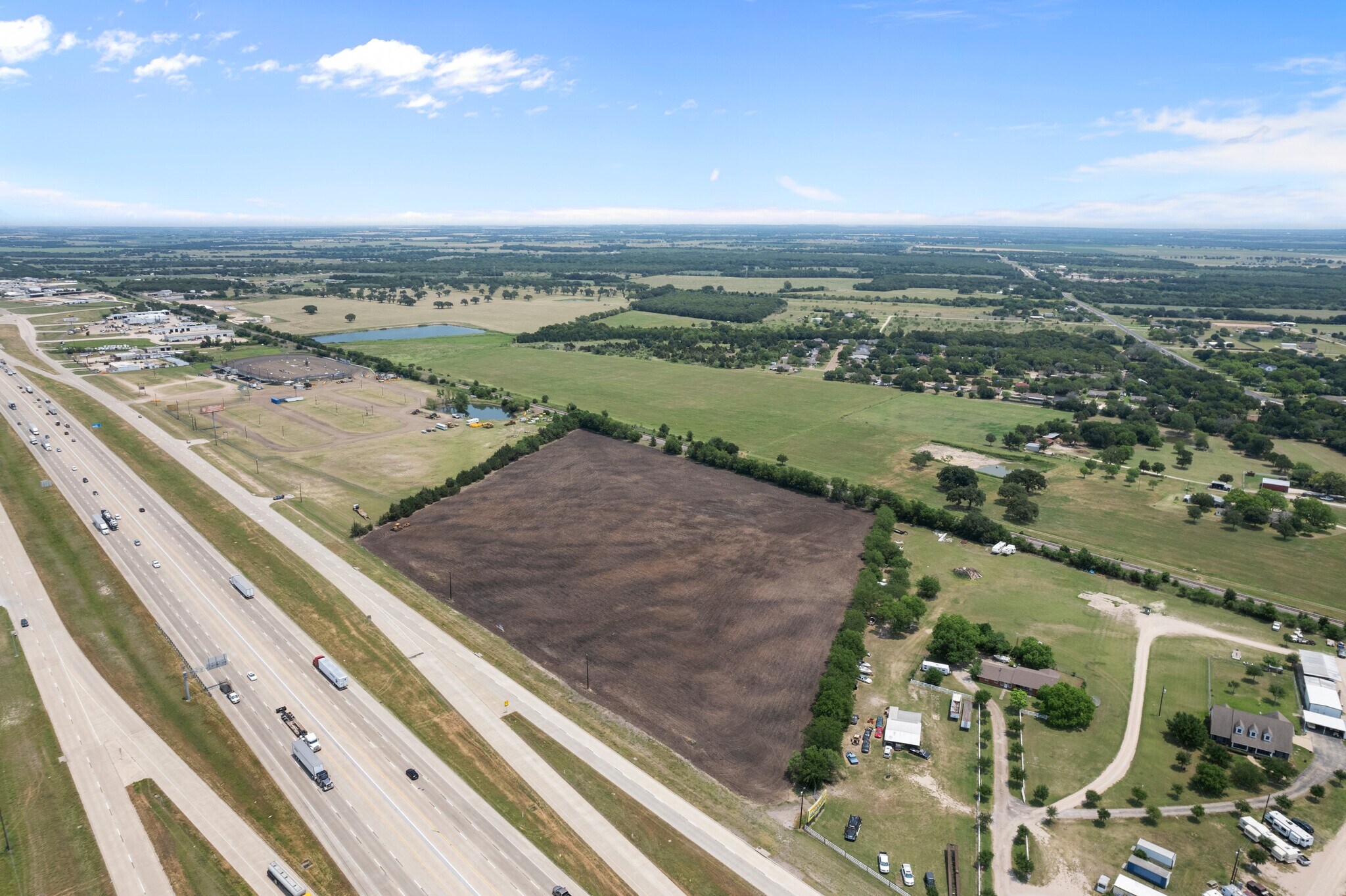 Northbound IH 35, Elm Mott, TX for sale Primary Photo- Image 1 of 6