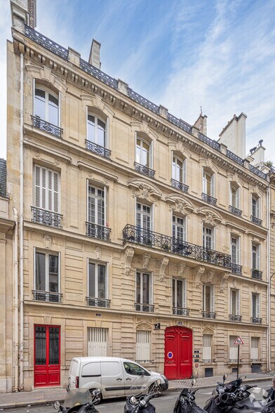 11 Rue De Milan, Paris for lease - Primary Photo - Image 1 of 2