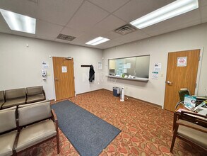 8054 Darrow Rd, Twinsburg, OH for lease Interior Photo- Image 2 of 4