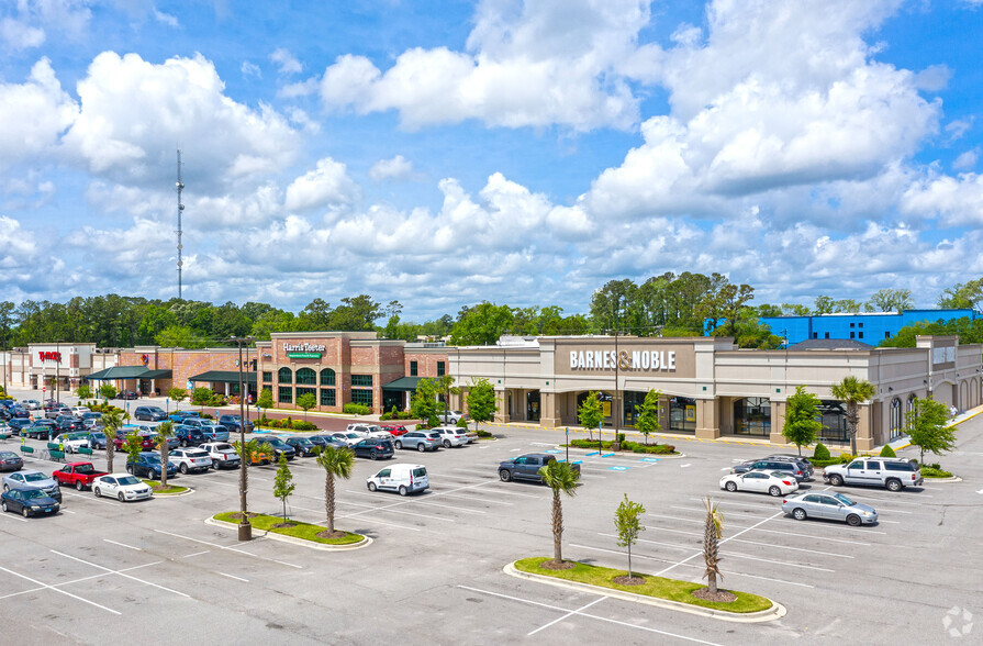 1812 Sam Rittenberg Blvd, Charleston, SC for sale - Primary Photo - Image 1 of 1