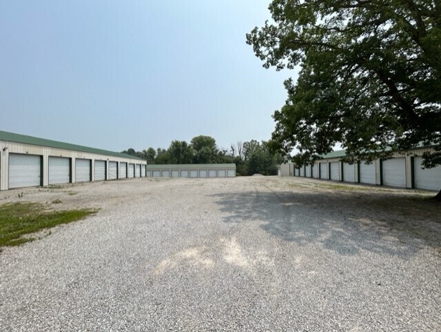 12152 Anneta, Leitchfield, KY for sale - Building Photo - Image 1 of 1