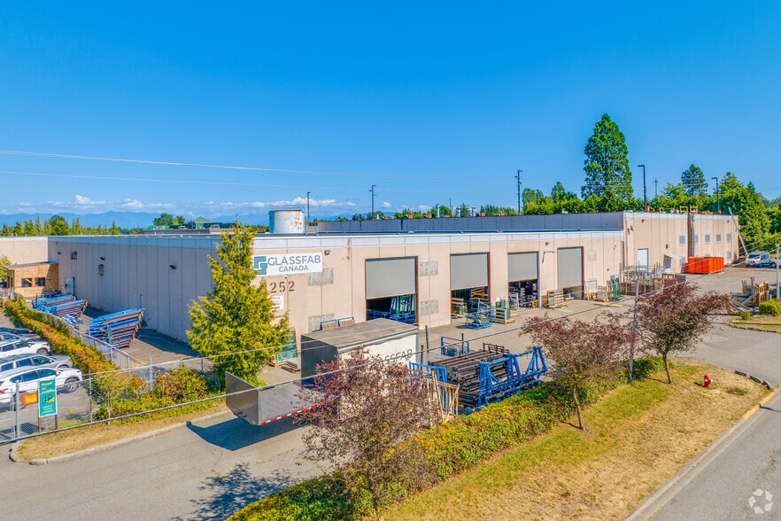 3252 262nd St, Langley Twp, BC for sale - Primary Photo - Image 1 of 4