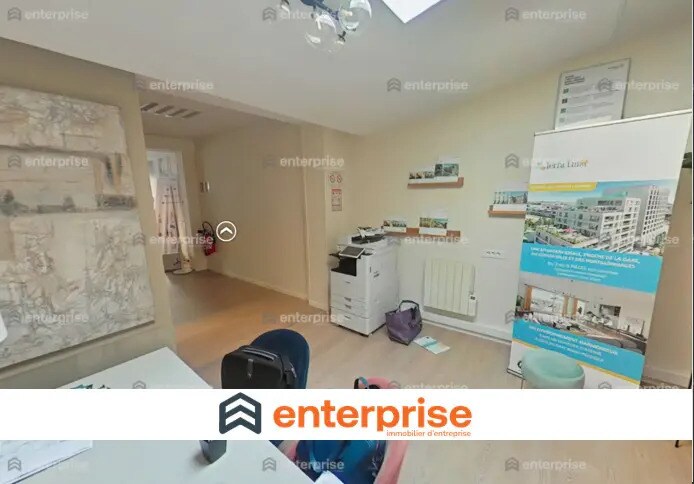Location Commerce 90 m² - Photo 1