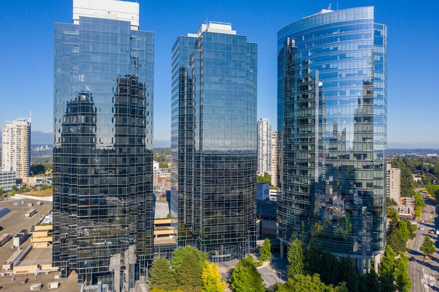 4720 Kingsway, Burnaby, BC for lease - Building Photo - Image 2 of 12