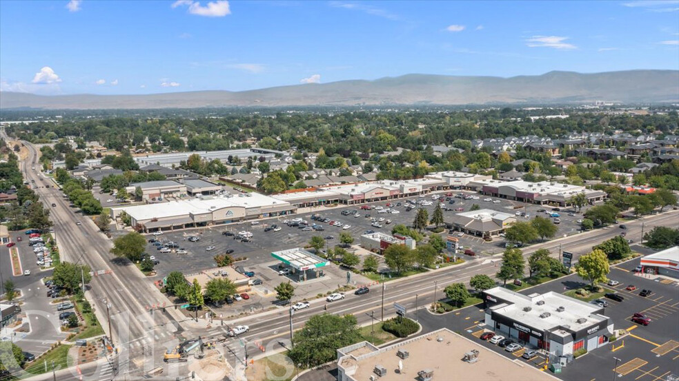 10346-10500 W Overland Rd, Boise, ID for lease - Building Photo - Image 3 of 6