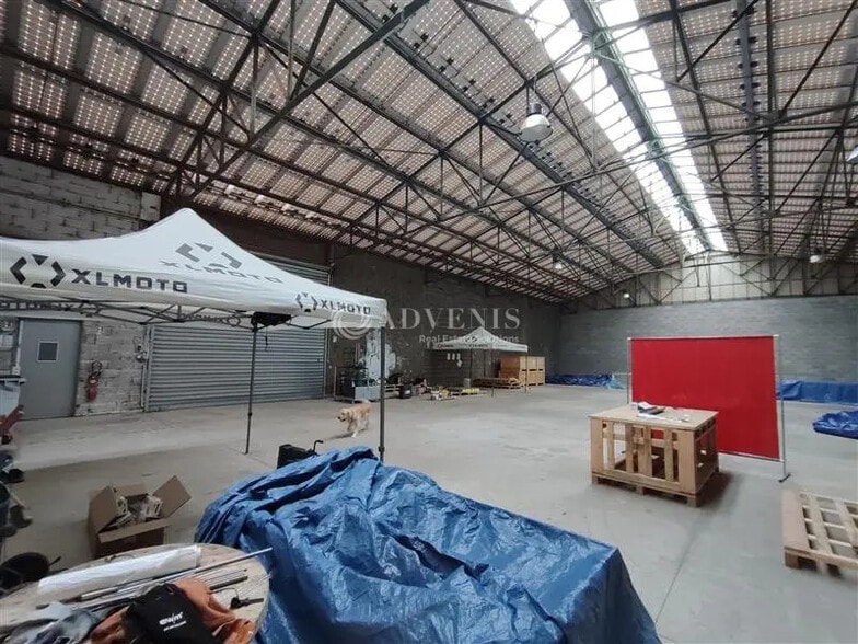 Industrial in Béziers for lease - Interior Photo - Image 3 of 6