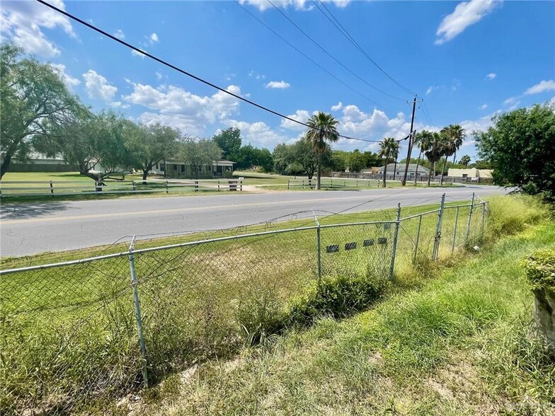 2245 Closner Blvd, Edinburg, TX for sale - Building Photo - Image 3 of 20