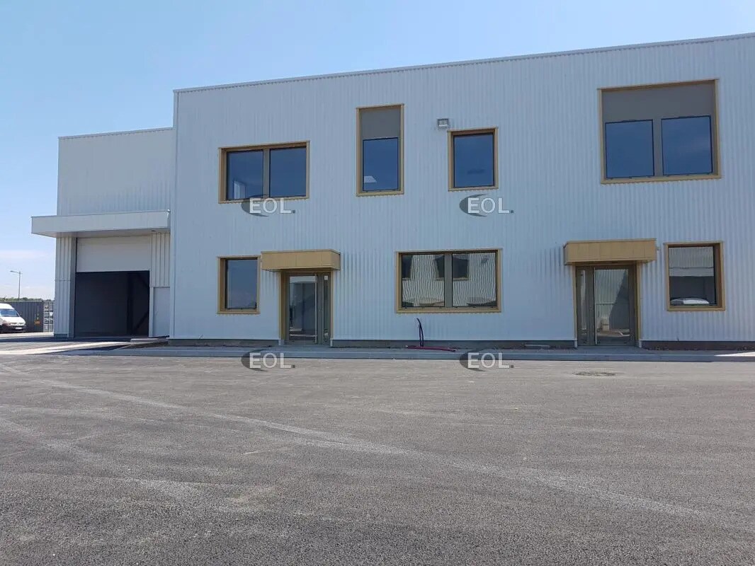  in Saint-Priest for sale Building Photo- Image 1 of 1