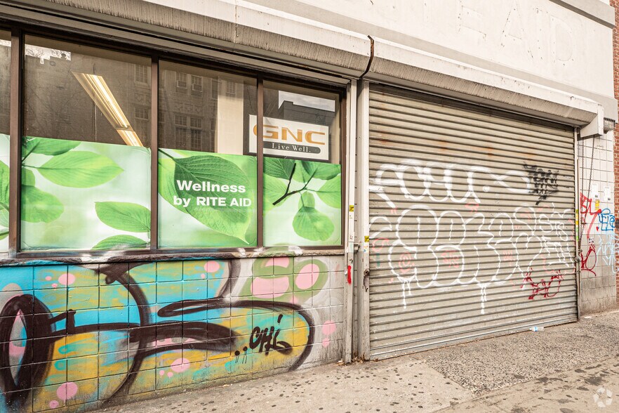 892 Flatbush Ave, Brooklyn, NY 11226 Rite Aid