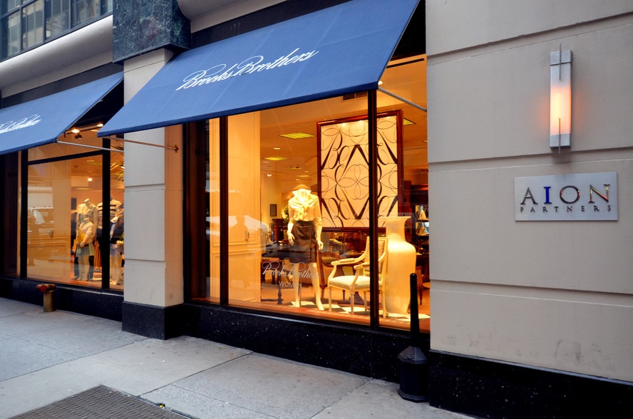 11 E 44th St, New York, NY for lease - Building Photo - Image 3 of 12