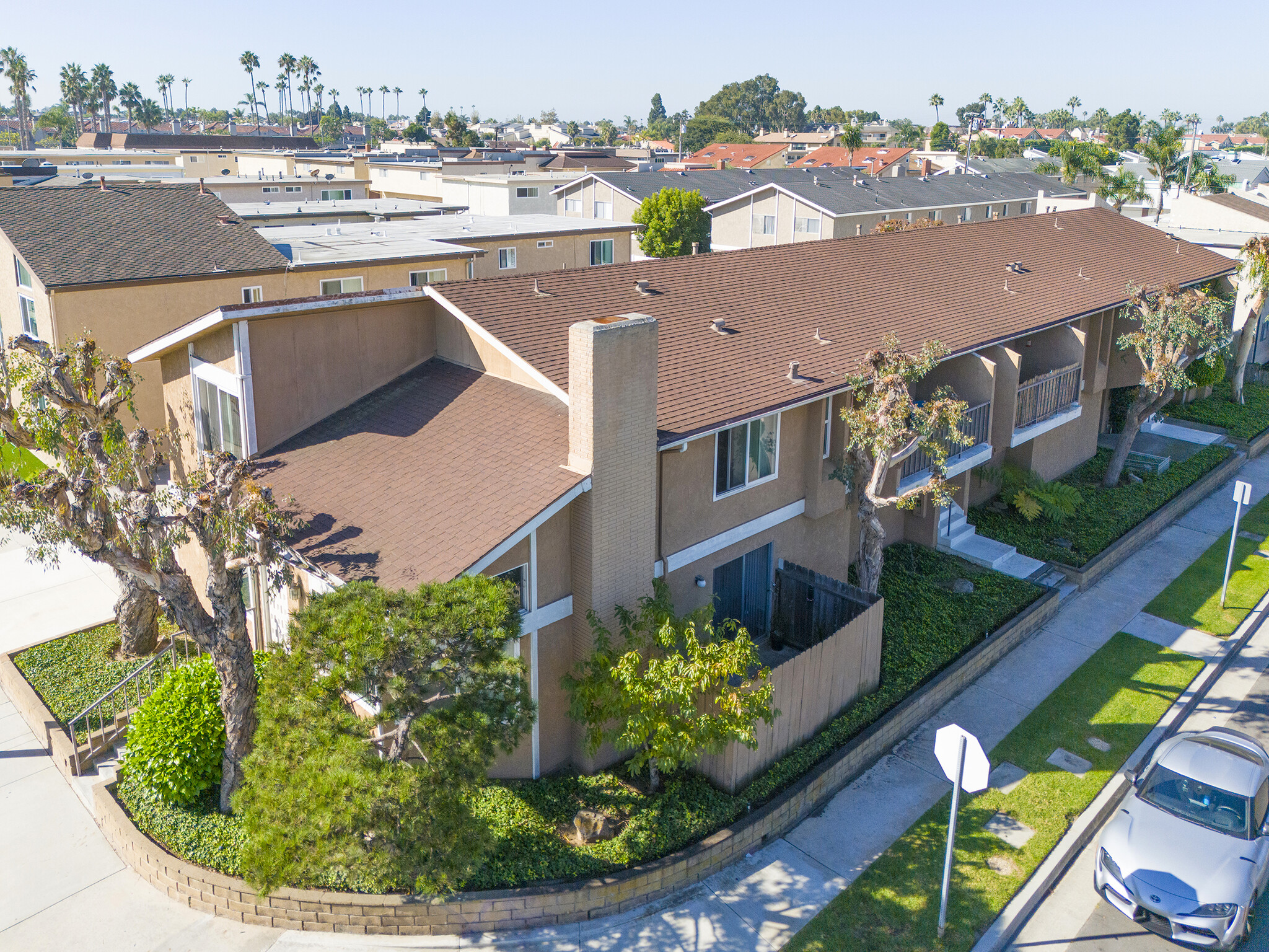 16861 Green Ln, Huntington Beach, CA for sale Building Photo- Image 1 of 24