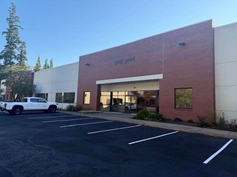17898 SW Upper Boones Ferry Rd, Portland, OR for lease - Building Photo - Image 2 of 3