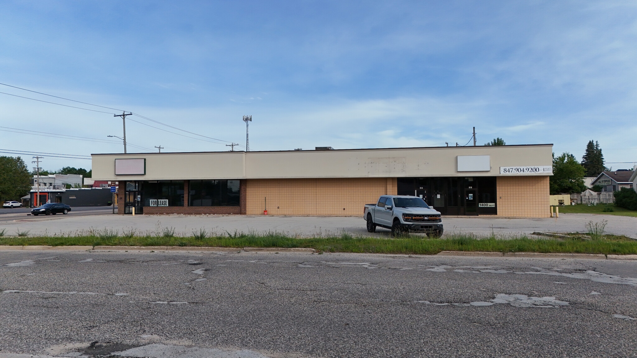 201 Ionia St, Grayling, MI for lease Building Photo- Image 1 of 1