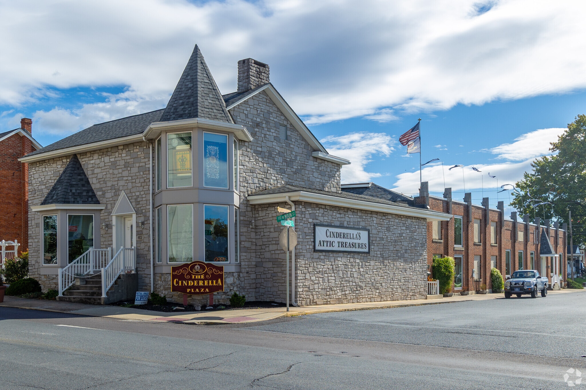 62 W Main St, Palmyra, PA for sale Primary Photo- Image 1 of 1
