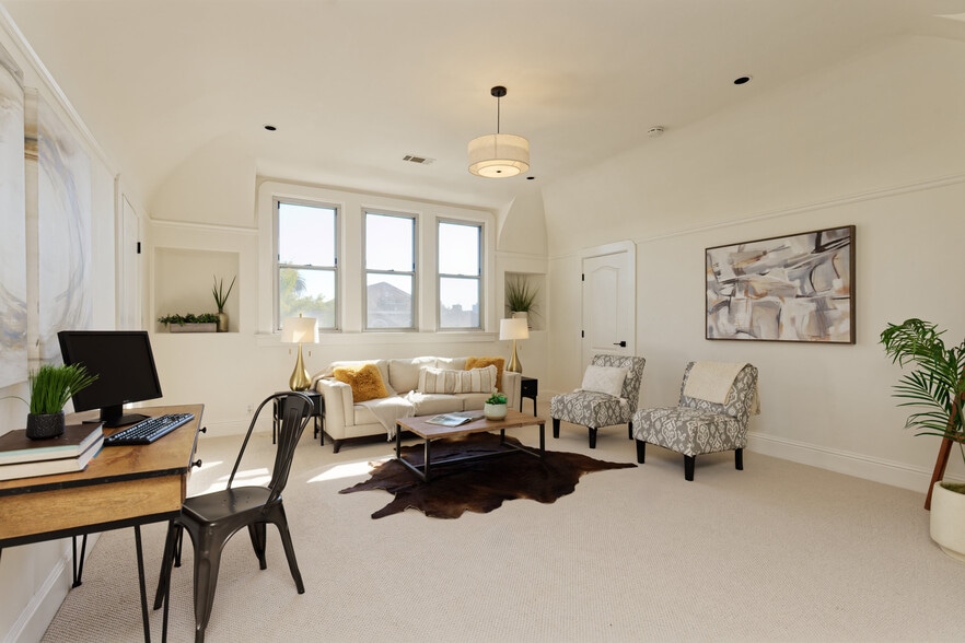 1033 Magnolia St, Oakland, CA for sale - Building Photo - Image 2 of 36