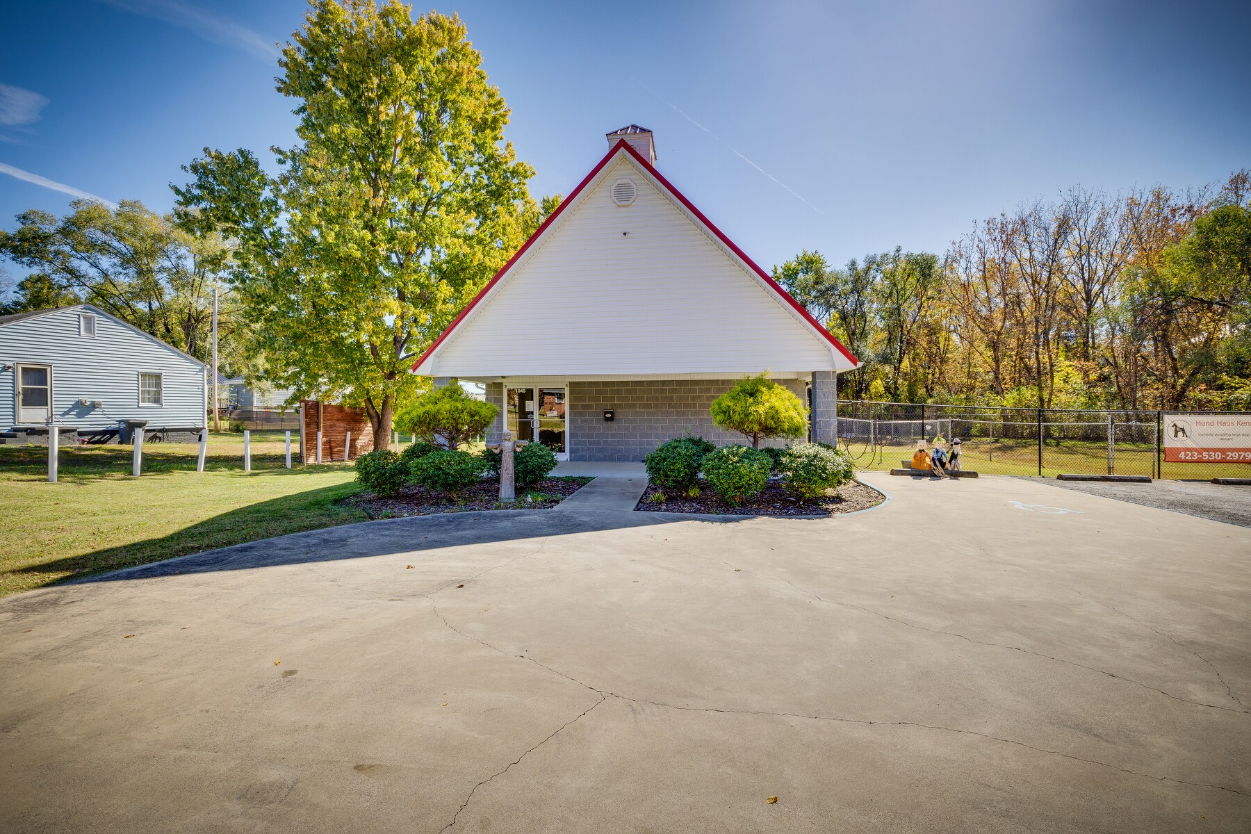 1045 N Wilcox Dr, Kingsport, TN for sale Building Photo- Image 1 of 1