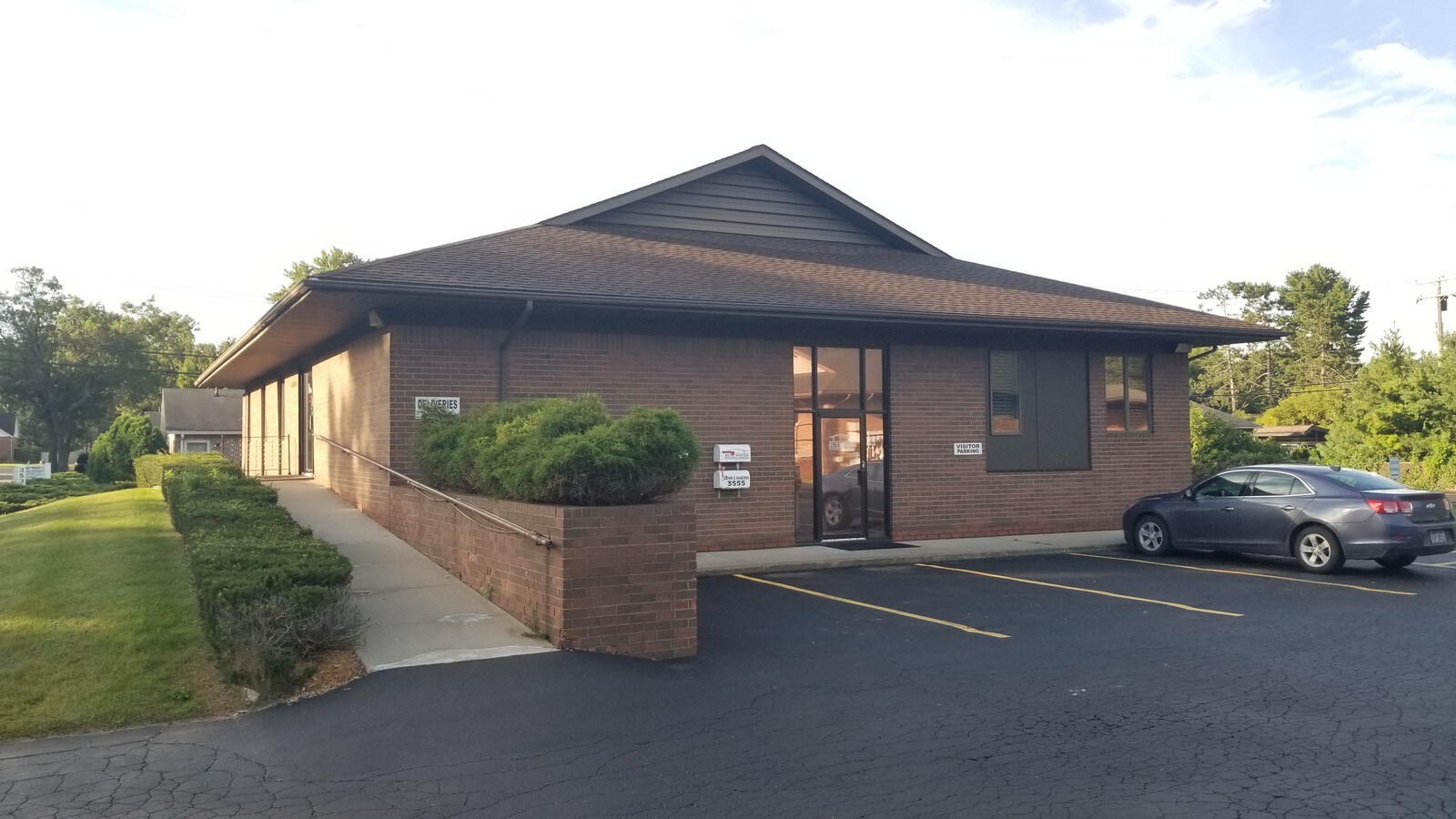 3555 Walnut St, Port Huron, MI 48060