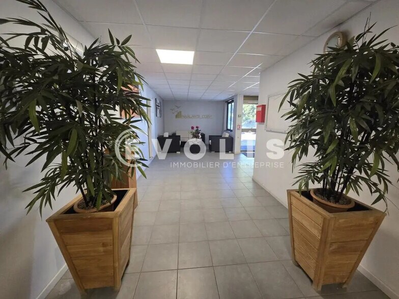 Office in Gometz-la-Ville for lease - Interior Photo - Image 2 of 9