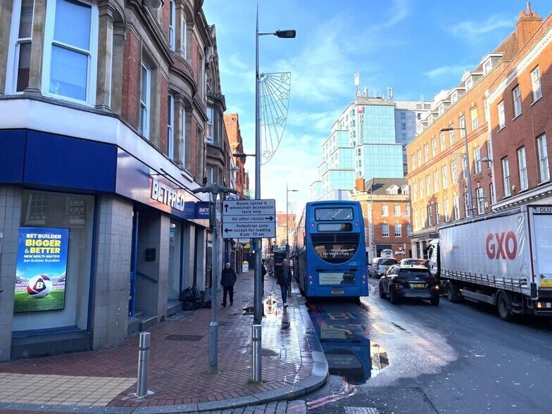 156-158 Friar St, Reading for sale - Building Photo - Image 3 of 6