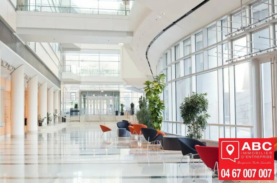 Office in Castelnau-le-Lez for lease - Lobby - Image 1 of 4