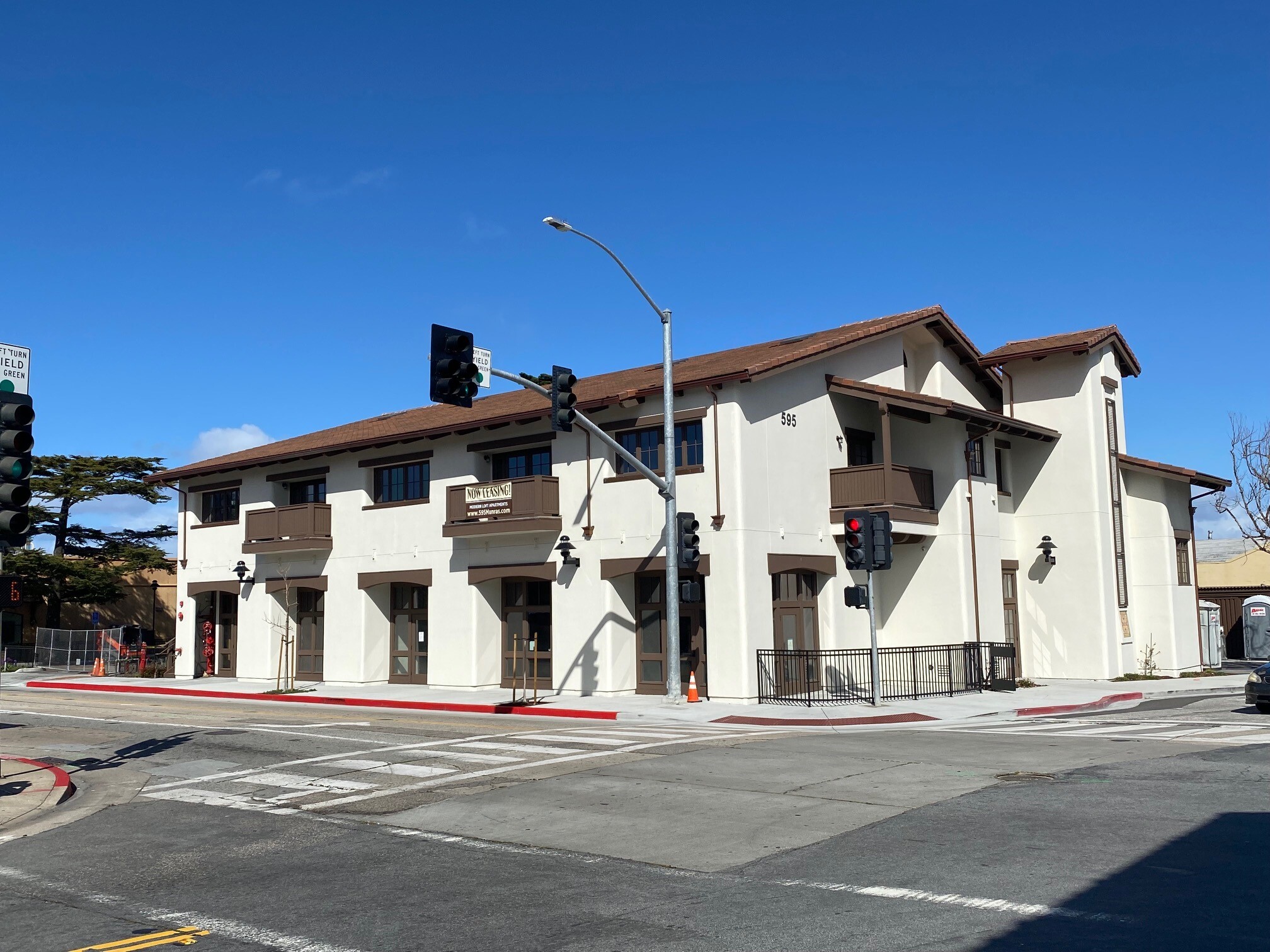 595 Munras Ave, Monterey, CA for lease Building Photo- Image 1 of 4