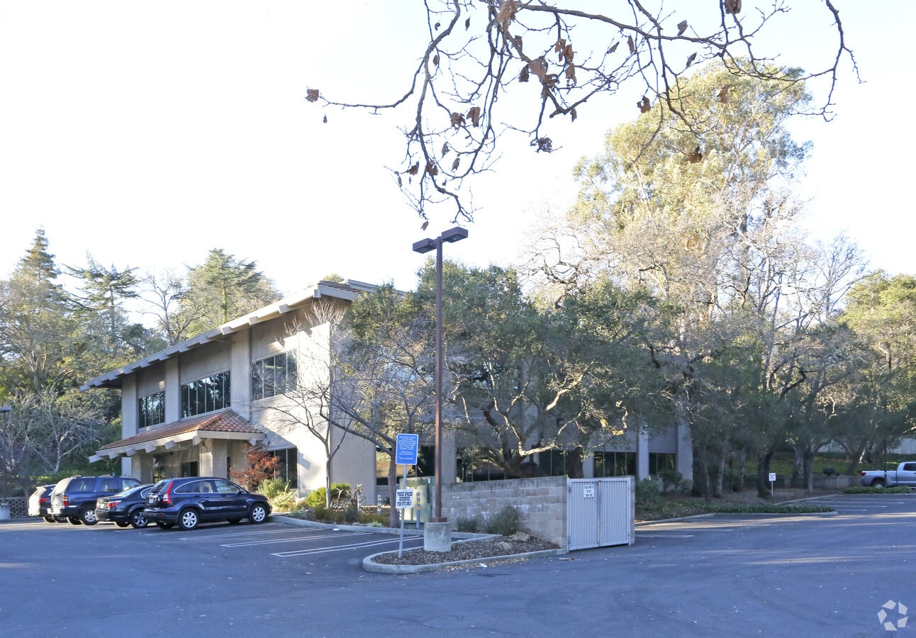 973 University Ave, Los Gatos, CA 95032
