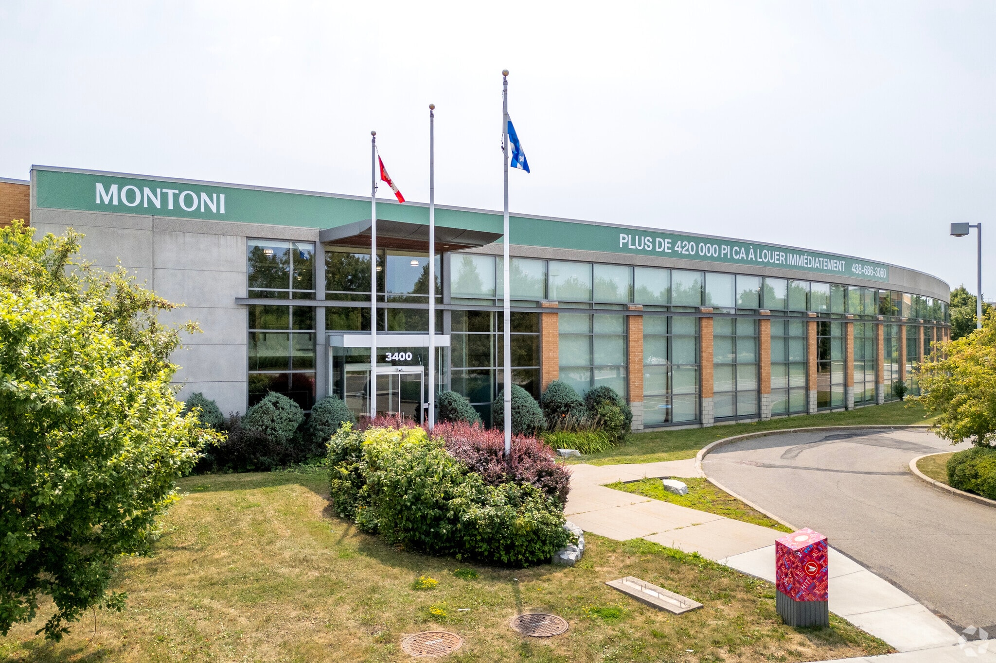3400 Rue Raymond-Lasnier, Montréal, QC for lease Primary Photo- Image 1 of 6